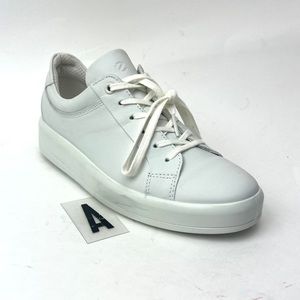 ECCO Soft 7 Sneaker sz 8.5